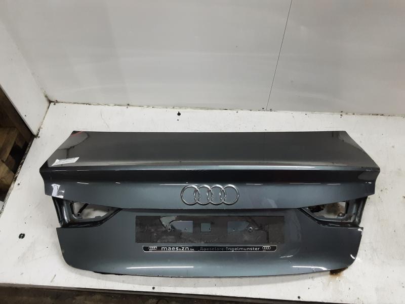 MALLE ARRIERE Audi A3 4D 4/16 - 20