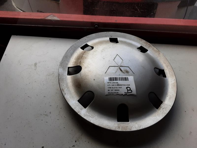 WHEEL COVER Mitsubishi LANCER 88-92
