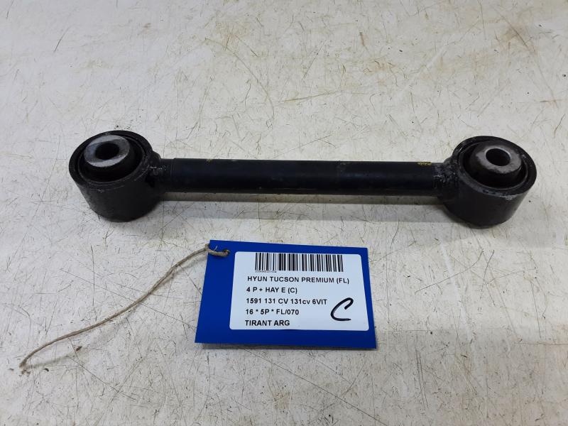 TIRANT ARRIERE GAUCHE Hyundai TUCSON (2) 09/15 - 09/18