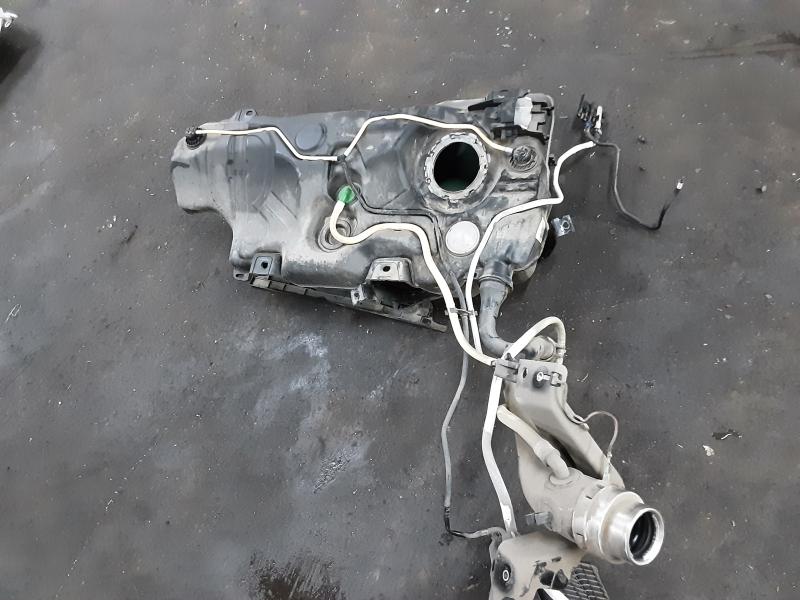 BRANDSTOFTANK BENZINE Vw GOLF VIII 2/20+