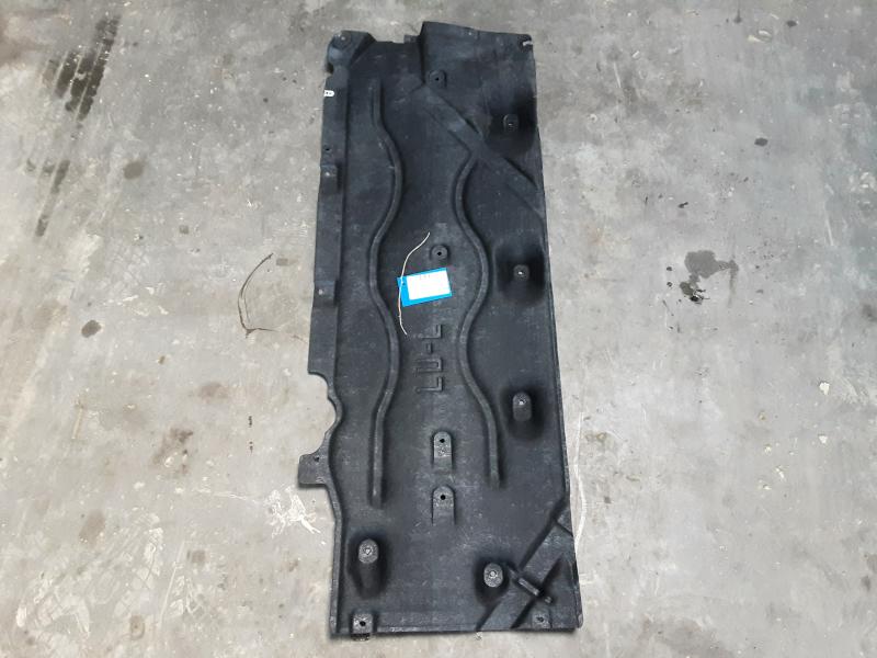 PLASTIEKE BESCHERMPLAAT ONDER AUTO RECHTS Mini F54 : Clubman 11/14+