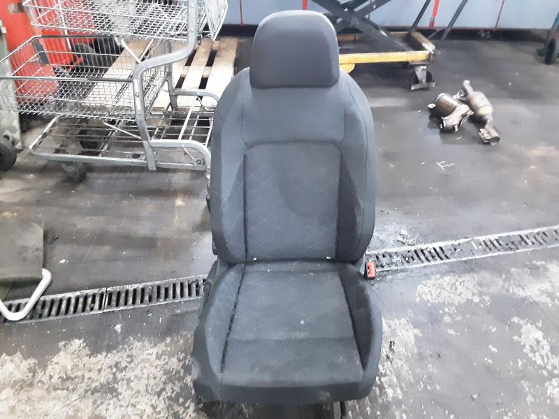 FRONT RIGHT SEAT Vw GOLF VIII 2/20+