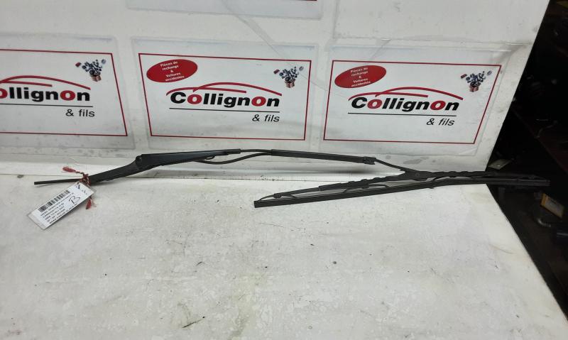 RUITENWISSERARM VOOR Mercedes-Benz SPRINTER W900 95-00