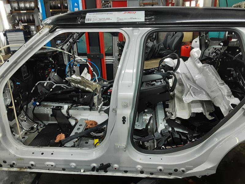 MONTANT DE PORTE COTE GAUCHE Mini F54 : Clubman 11/14+