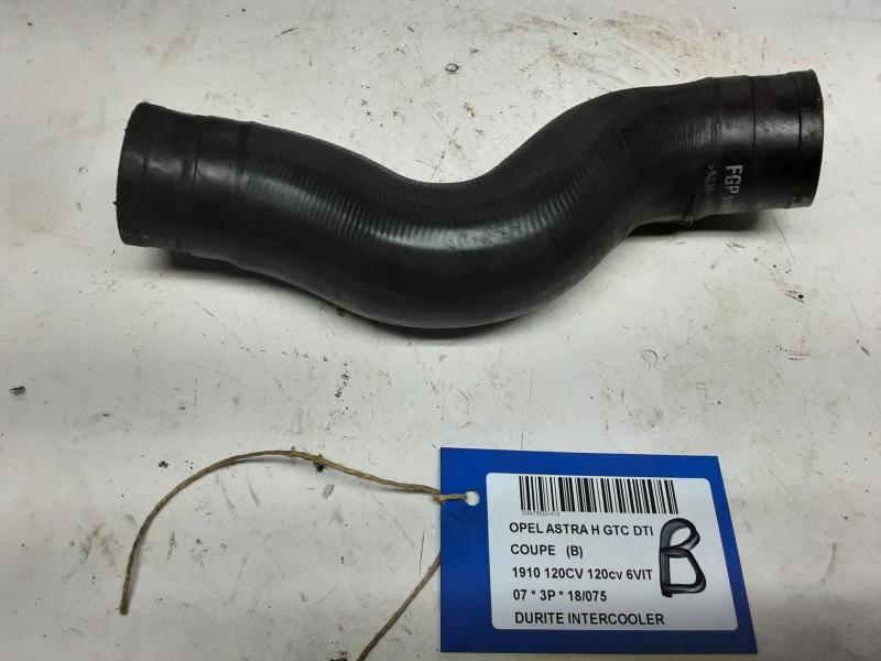 INTERCOOLER SCHLAUCH Opel ASTRA H 3/05 - 10 3P/D