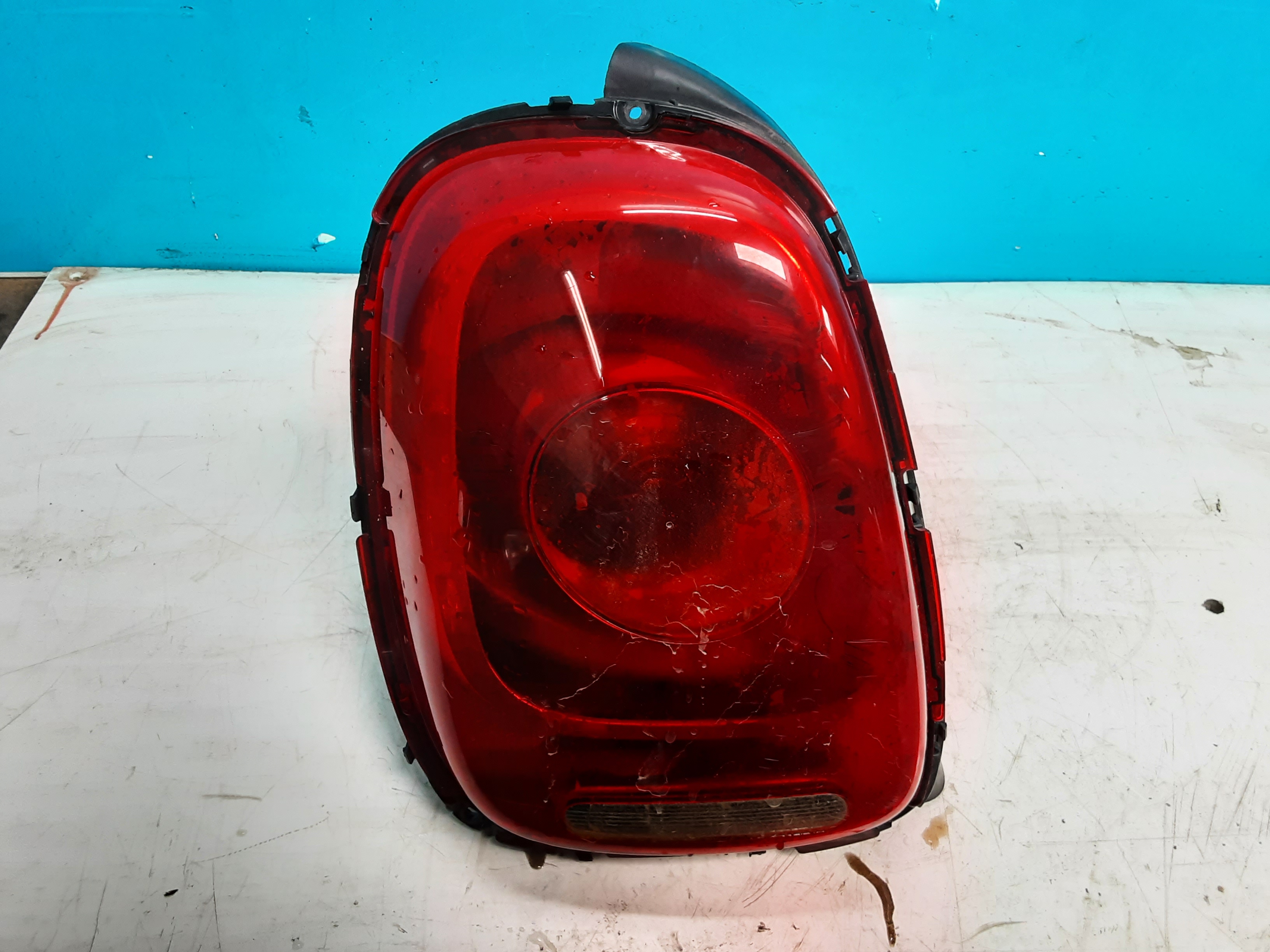 FEU ARRIERE GAUCHE Mini F55 5-portes : 07/14 &gt;