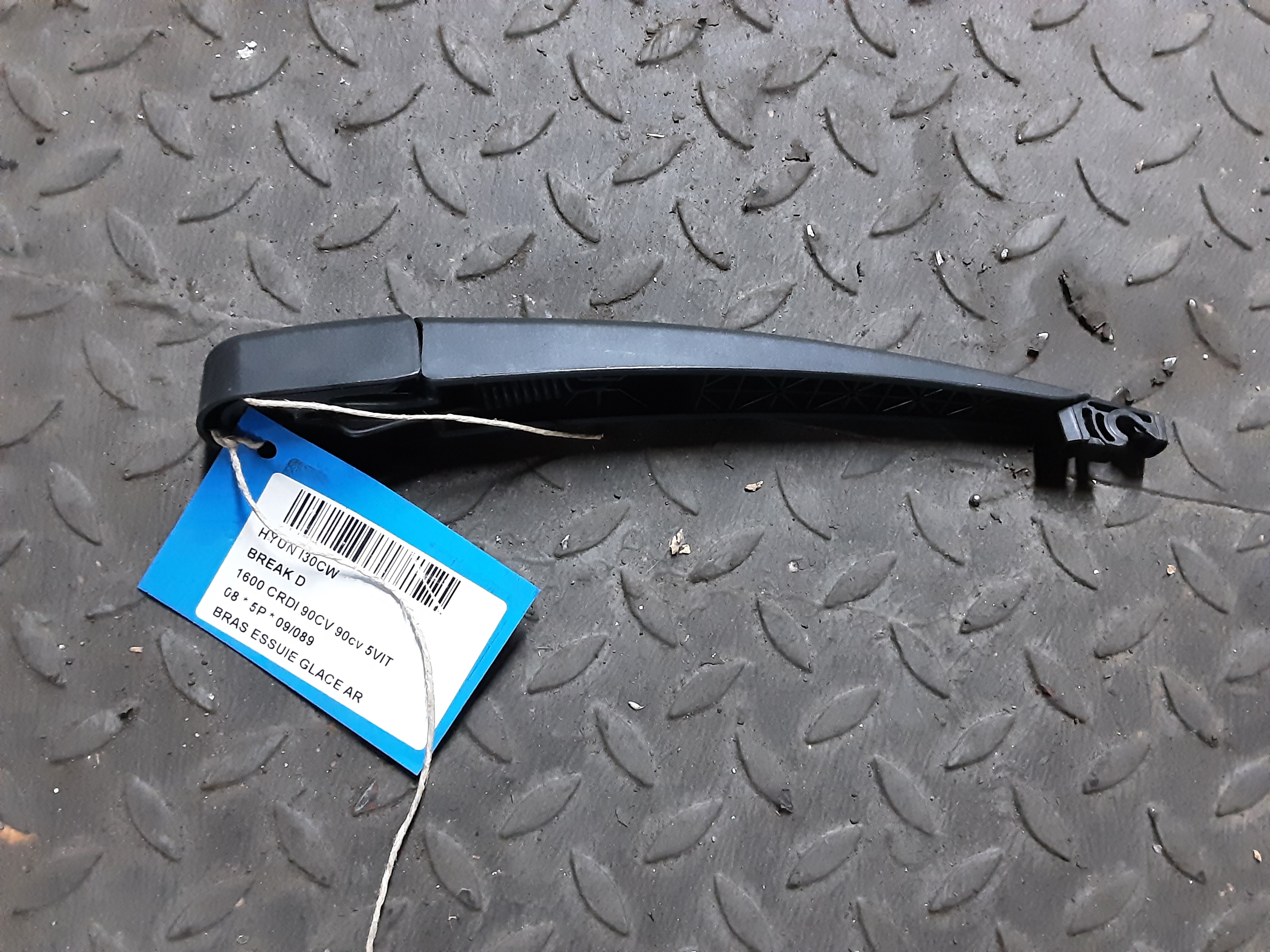 RUITENWISSERARM ACHTER Hyundai I30CW
