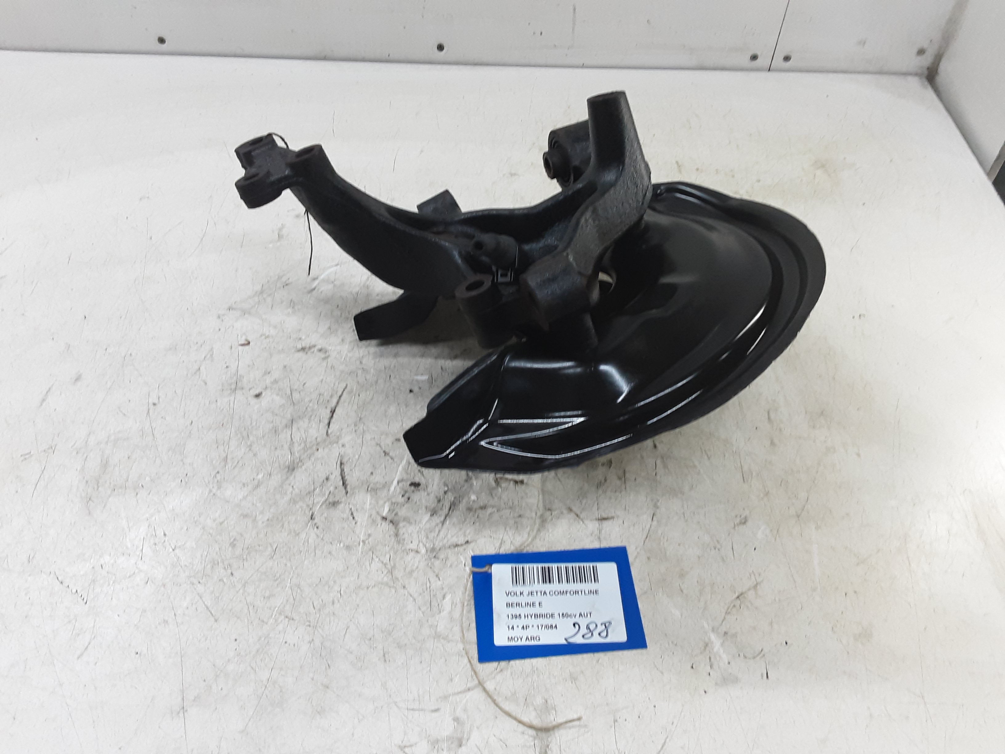 MOYEU ARRIERE GAUCHE Vw JETTA 11 - 14 (6°GEN)