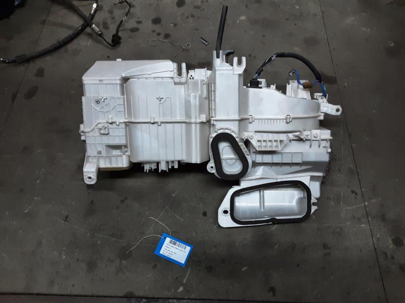 KACHELRADIATOR Toyota YARIS VERSO 00 - 05