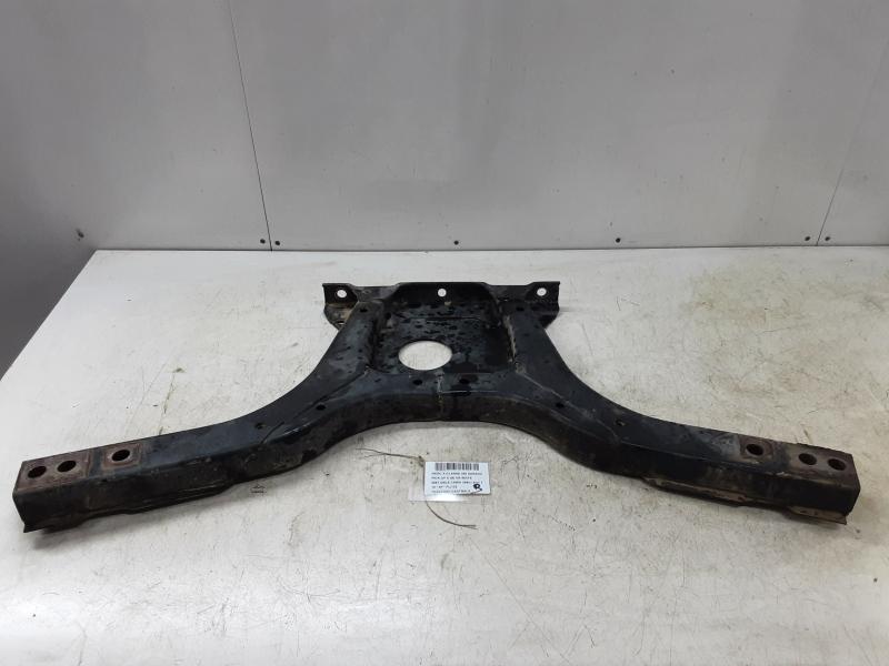 TRAVERSE CENTRALE Mercedes-Benz 350 D 4MATIC V6