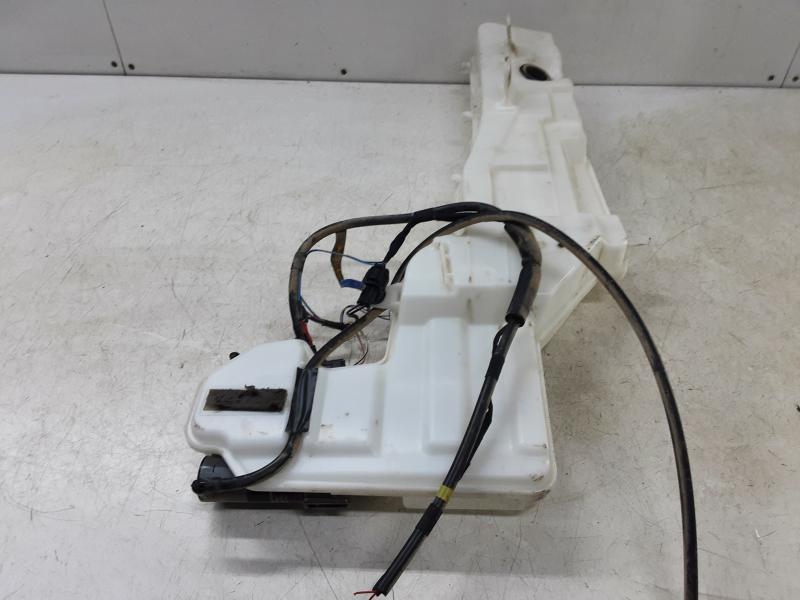 POT DE LAVE-GLACE AVANT Mercedes-Benz 350 D 4MATIC V6