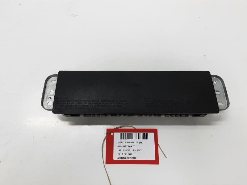 KNEE AIRBAG Mercedes-Benz A W177 18 - 2/23