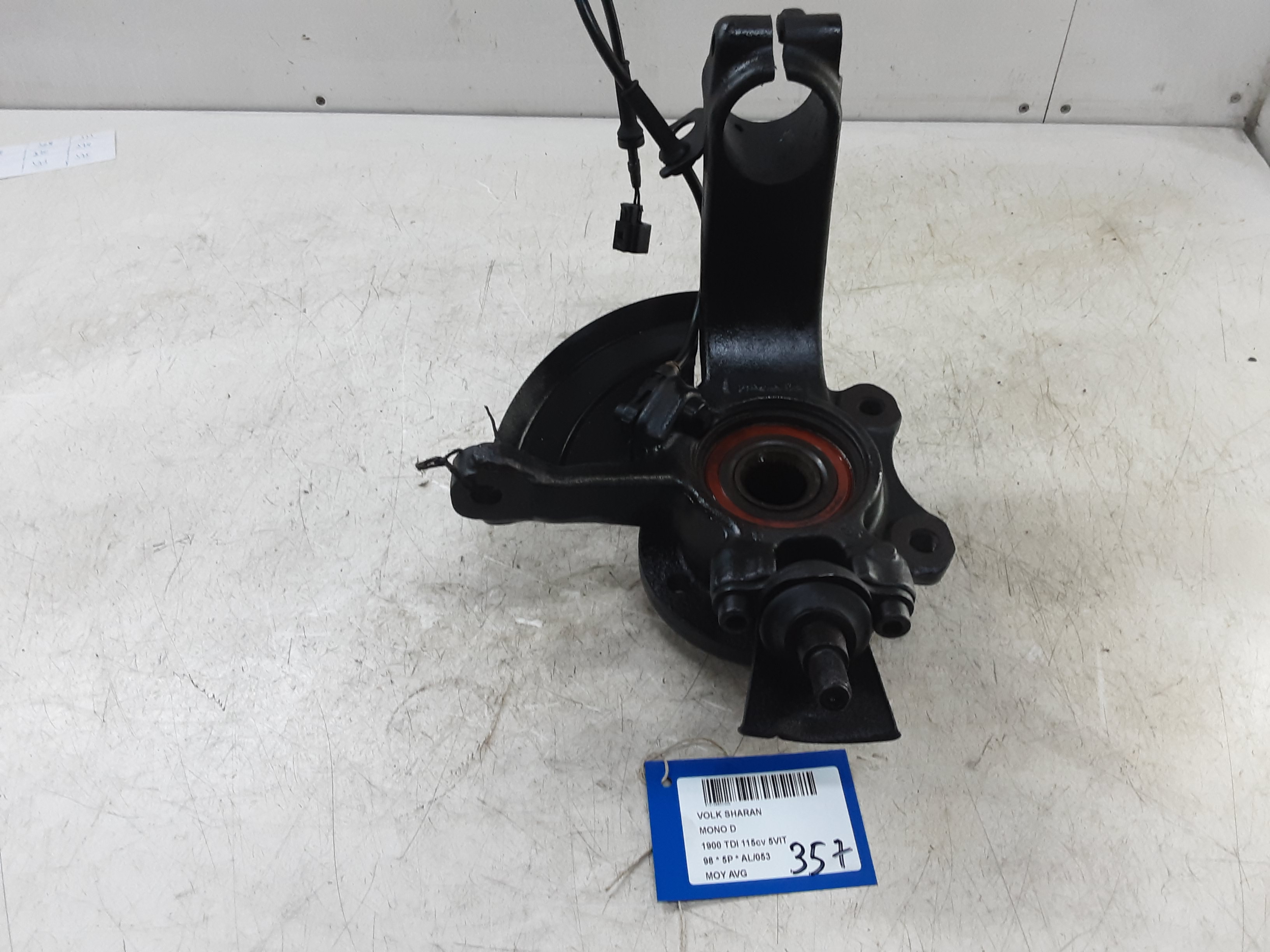 WIELNAAF VOOR LINKS Vw SHARAN (1) 95 - 4/00 WIELNAAF VOOR LINKS Vw SHARAN (1) 95 - 4/00