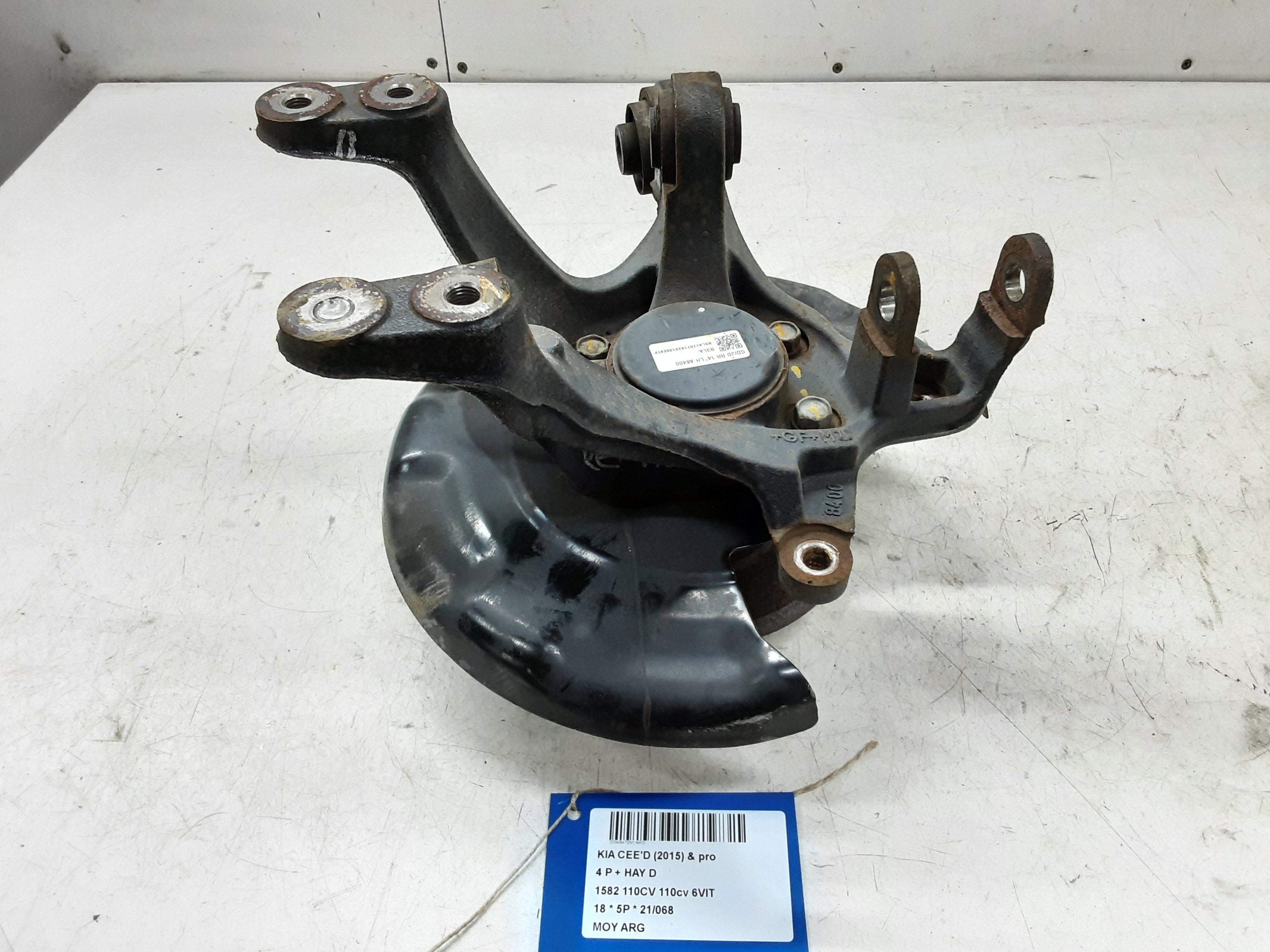 MOYEU ARRIERE GAUCHE Kia CEED 07/18+