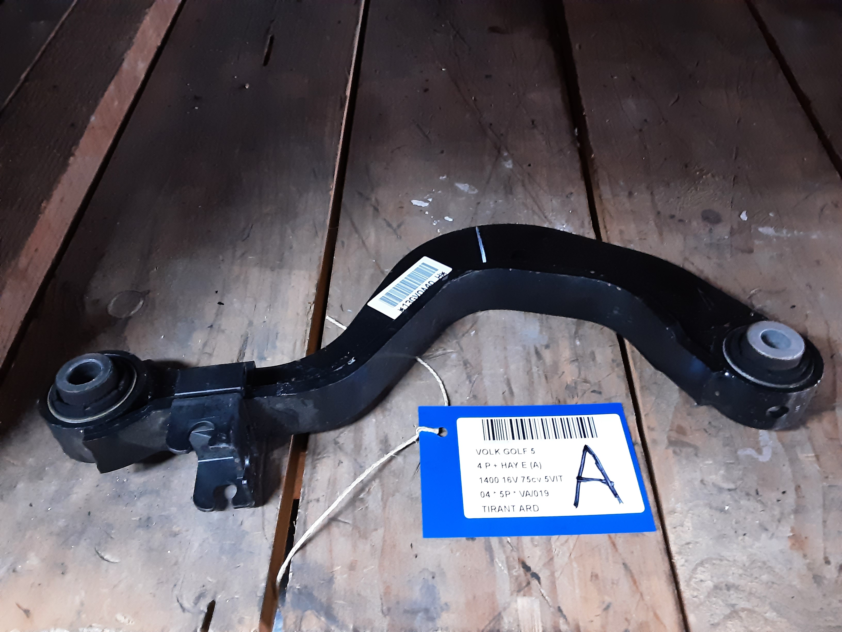 DRAAGARM ACHTER RECHTS Vw GOLF V 11/03 - 08