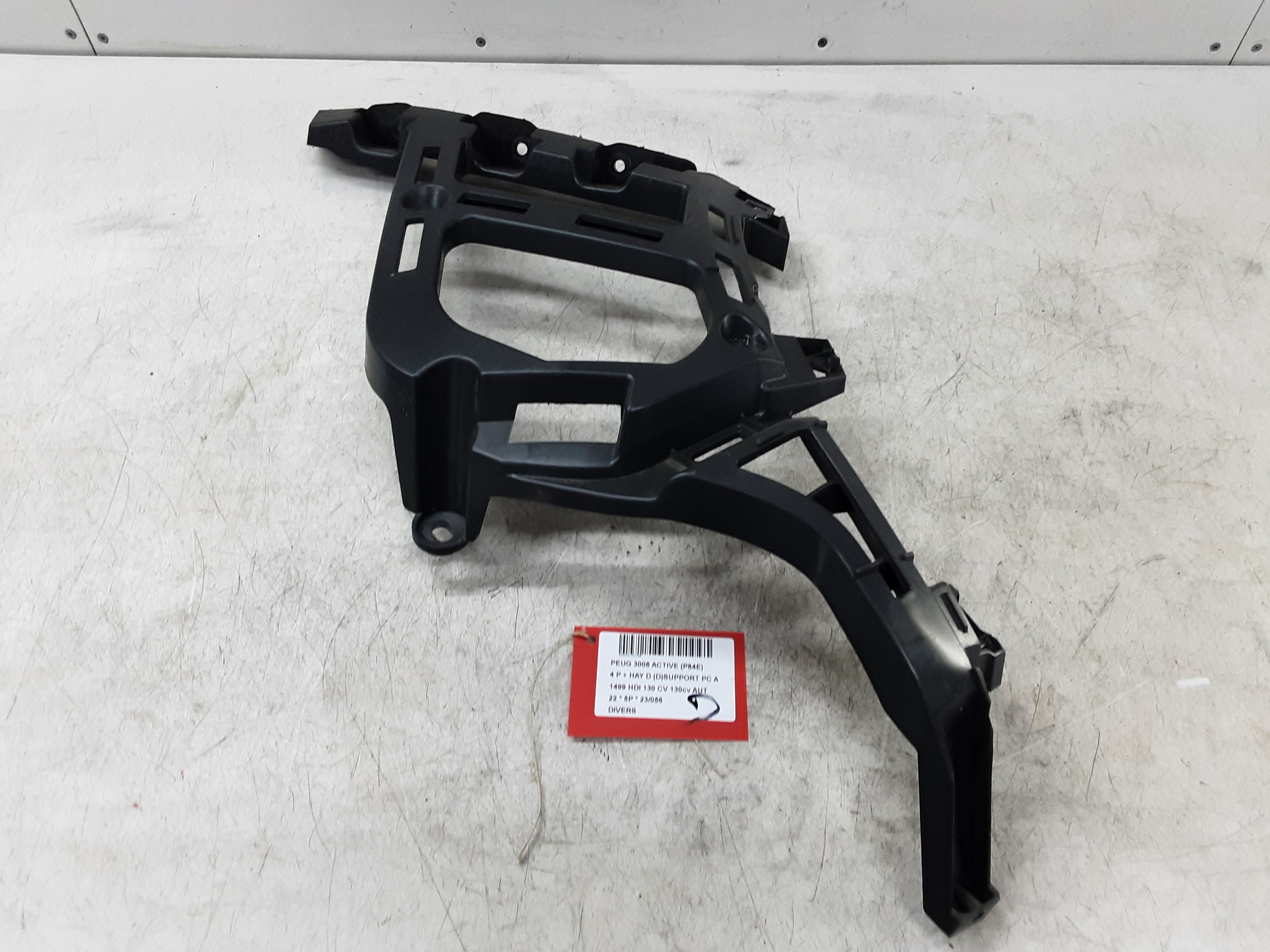 DIVERS Peugeot 3008 (2) 10/20+ FaceLift