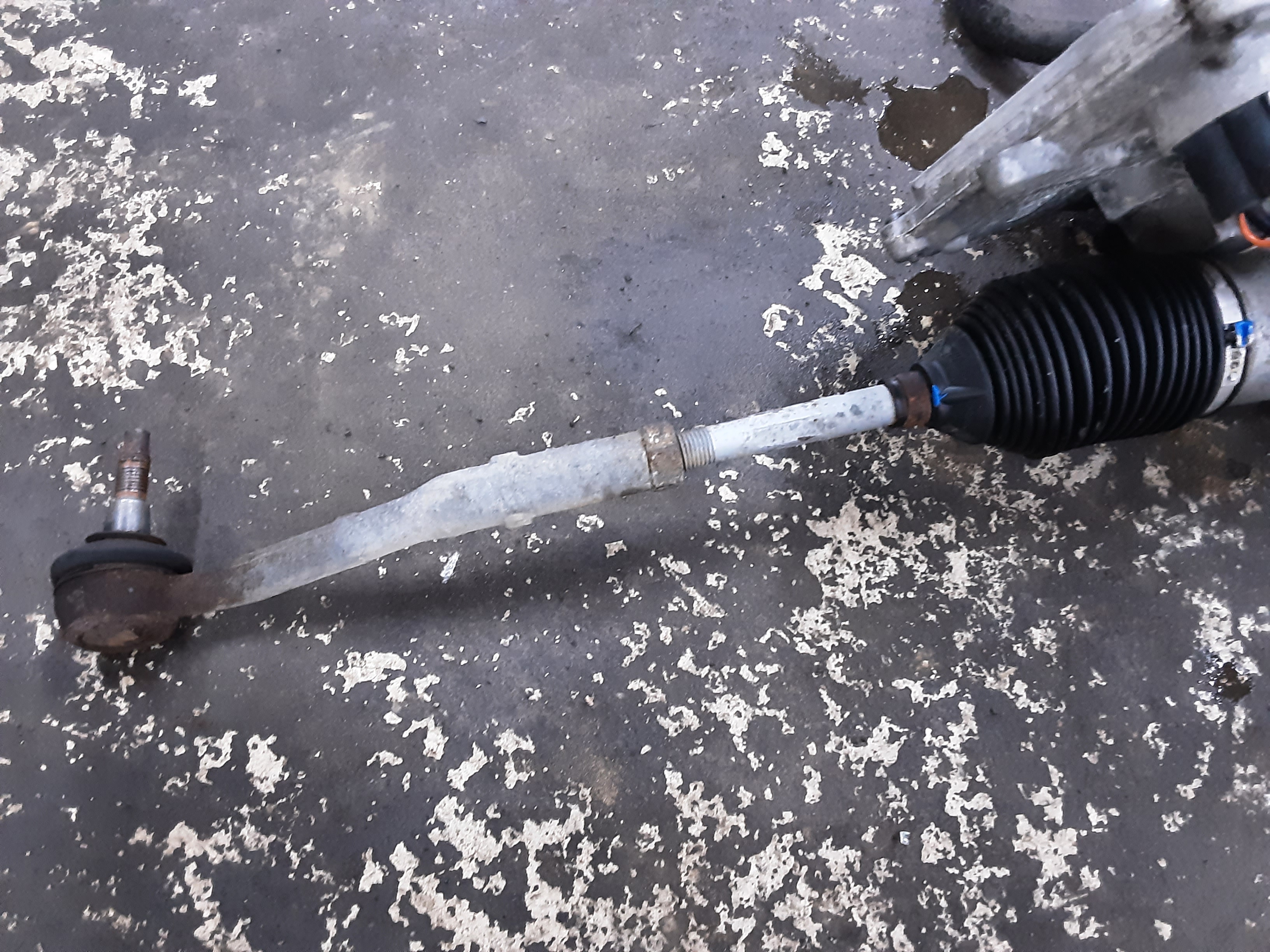 SPOORSTANG RECHTS VOOR Citroen C3 11/09 - 16