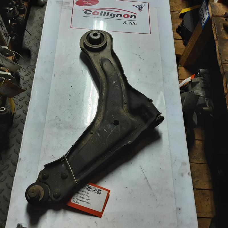 DRAAGARM VOOR RECHTS Mercedes-Benz VITO/V W638 - 03