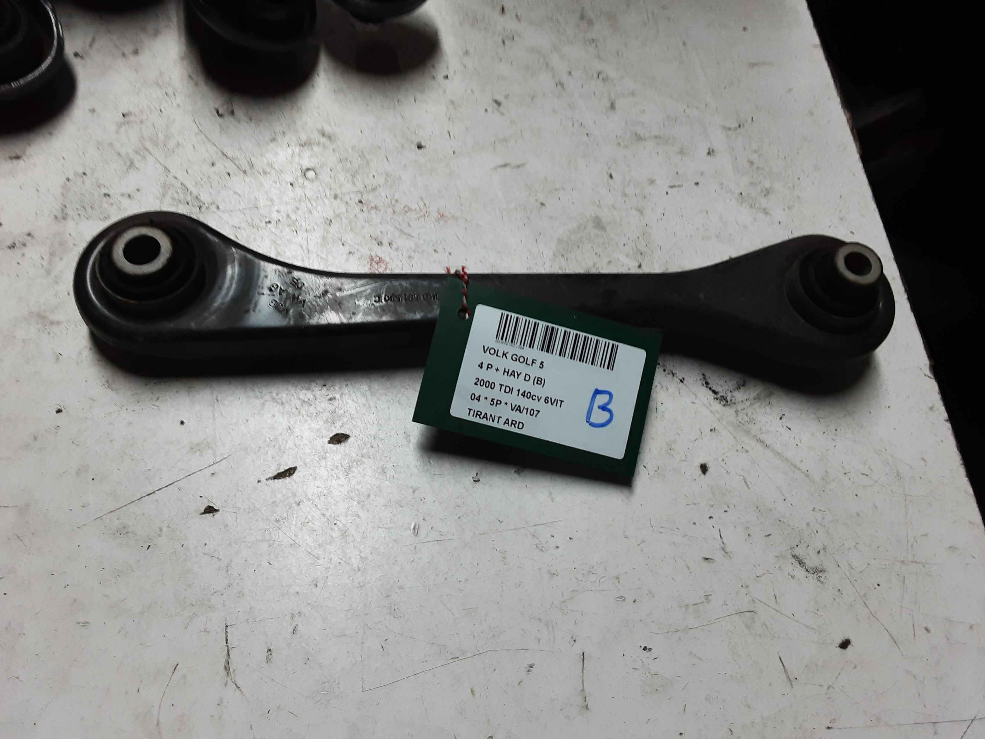 TIRANT ARRIERE DROIT Vw GOLF V 11/03 - 08