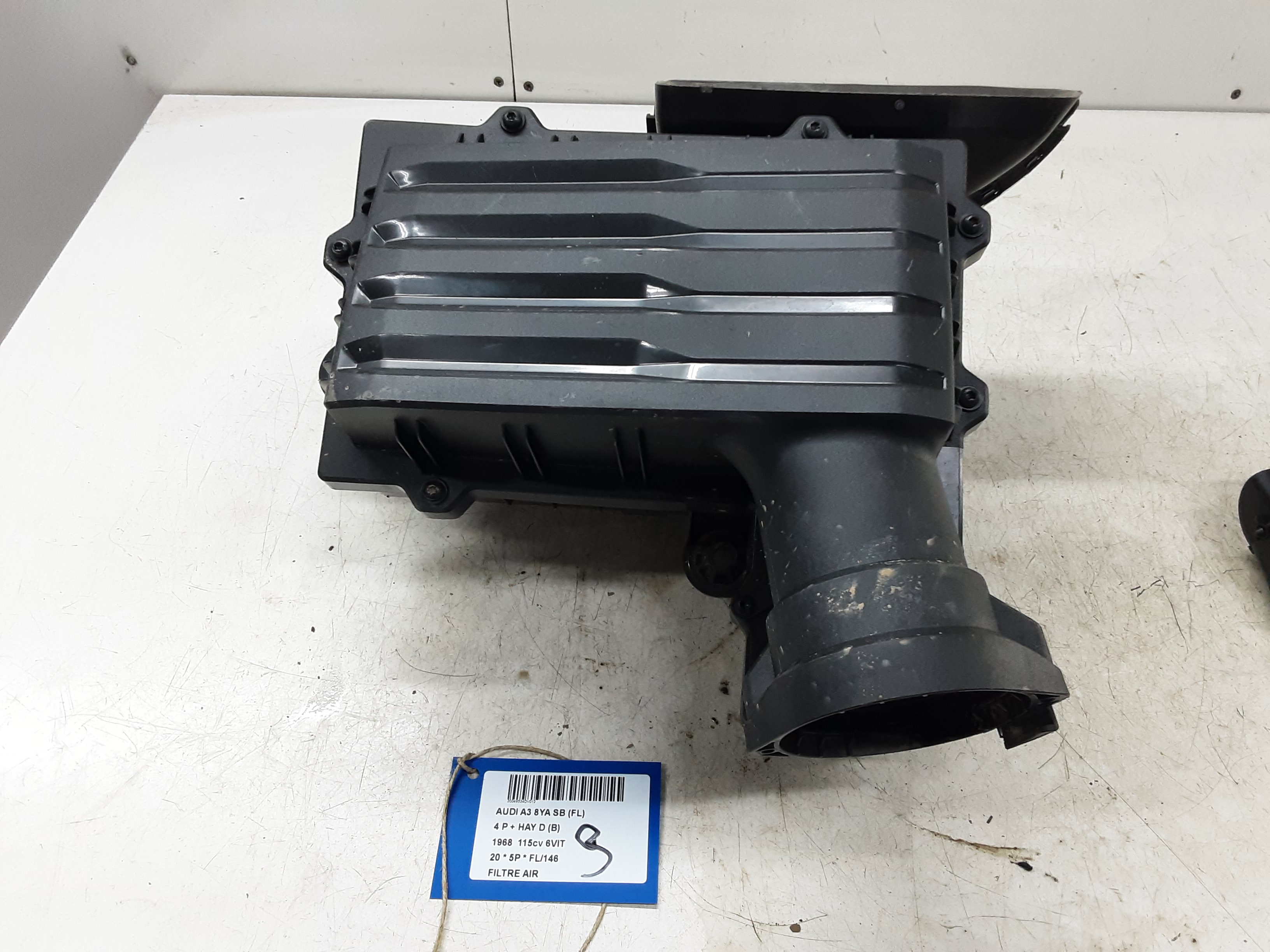 LUCHTFILTER Audi A3 5D/20+