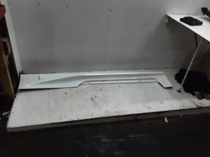 SIERLIJST DREMPEL LINKS Toyota YARIS (6) 2/20+