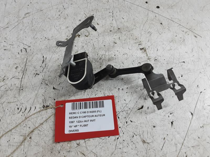 DIVERS Mercedes-Benz C W205 7/18>21