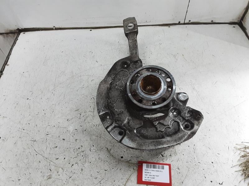 FRONT WHEEL HUB LEFT Mercedes-Benz C W205 7/18>21