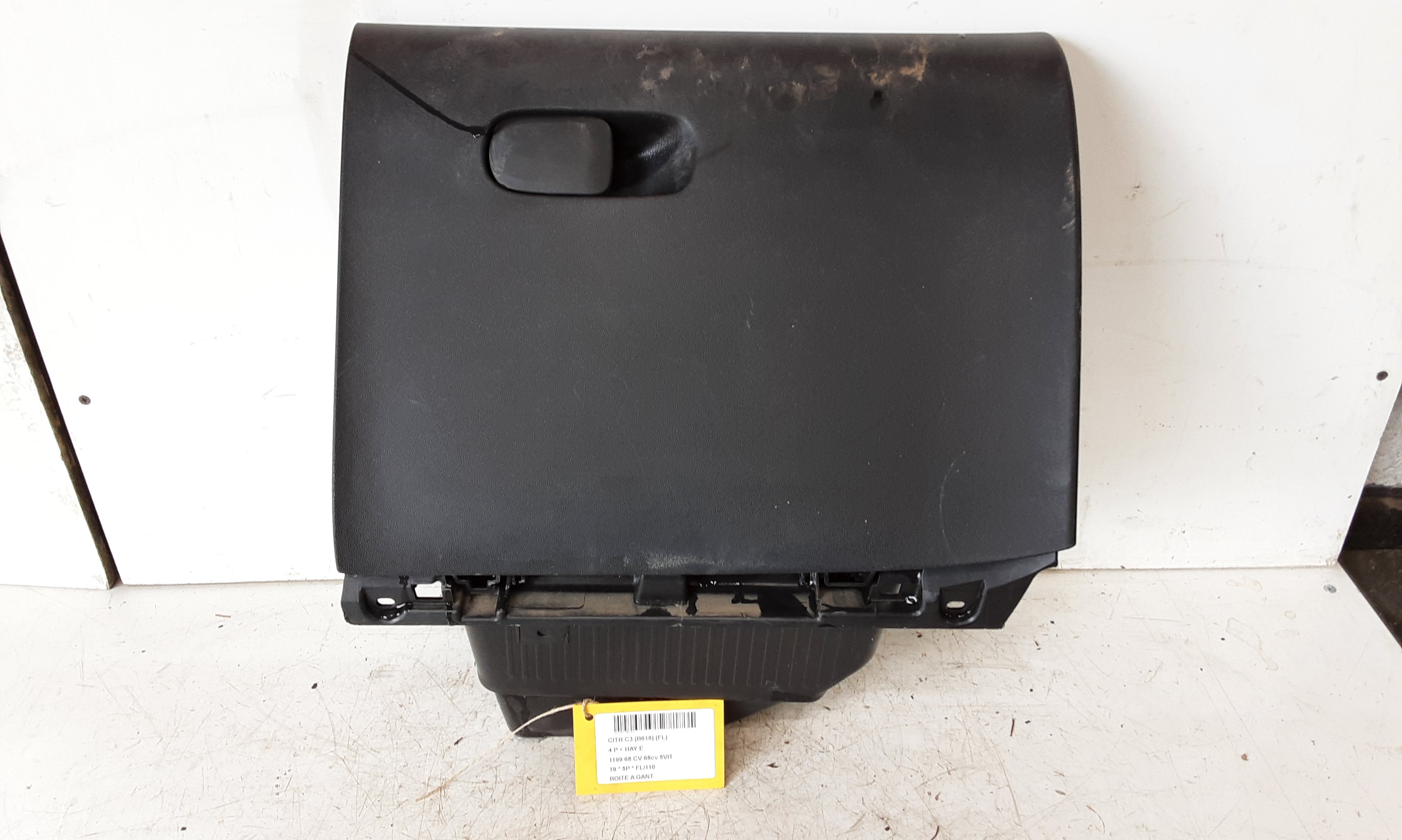 BOITE A GANT Citroen C3 (III) 10/16-9/20