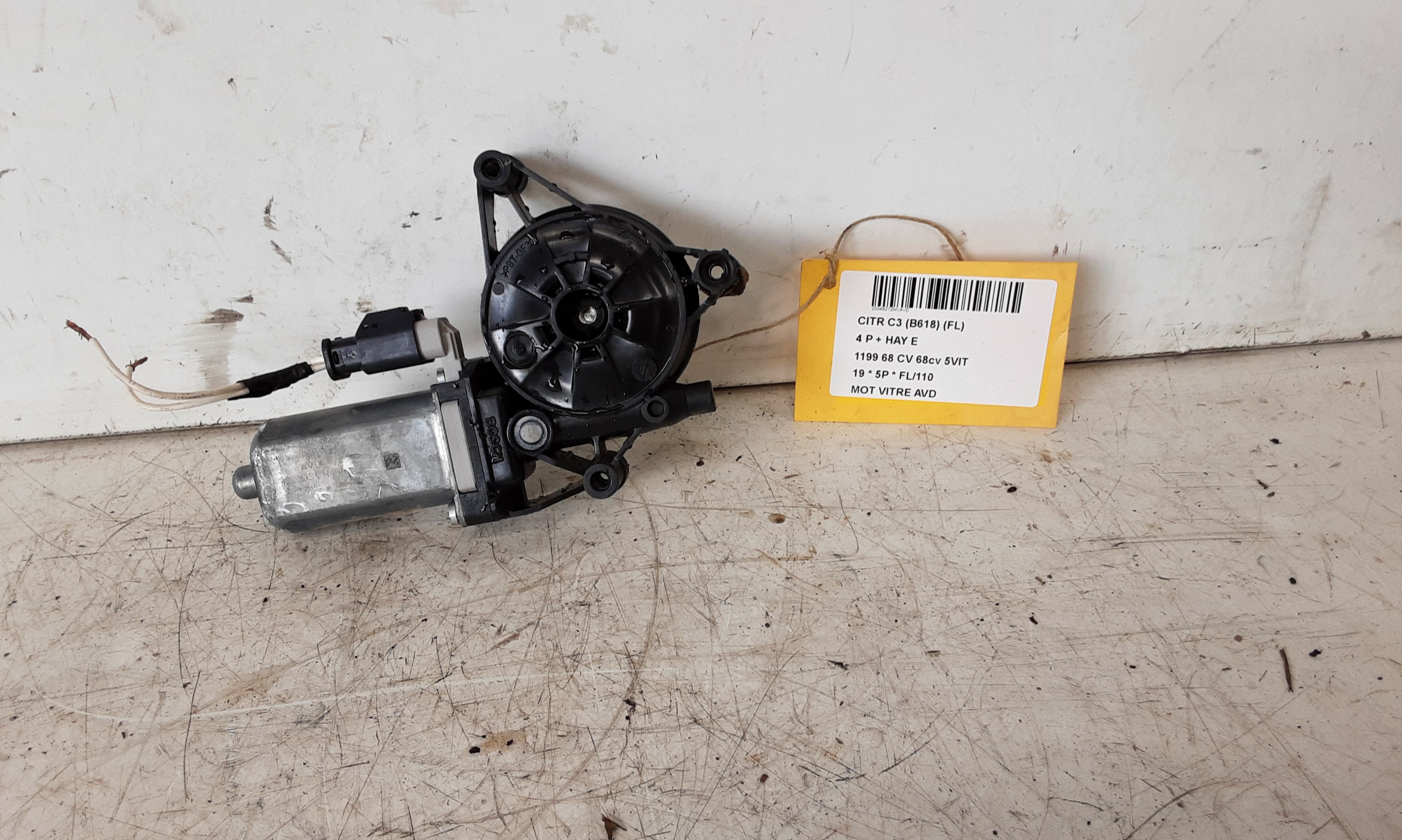 MOTEUR DE VITRE DE PORTE AVANT DROITE Citroen C3 (III) 10/16-9/20