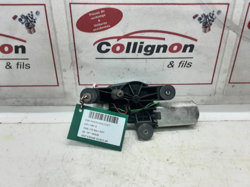 MOTEUR D'ESSUIE-GLACE ARRIERE Fiat PUNTO 7/03 - 12