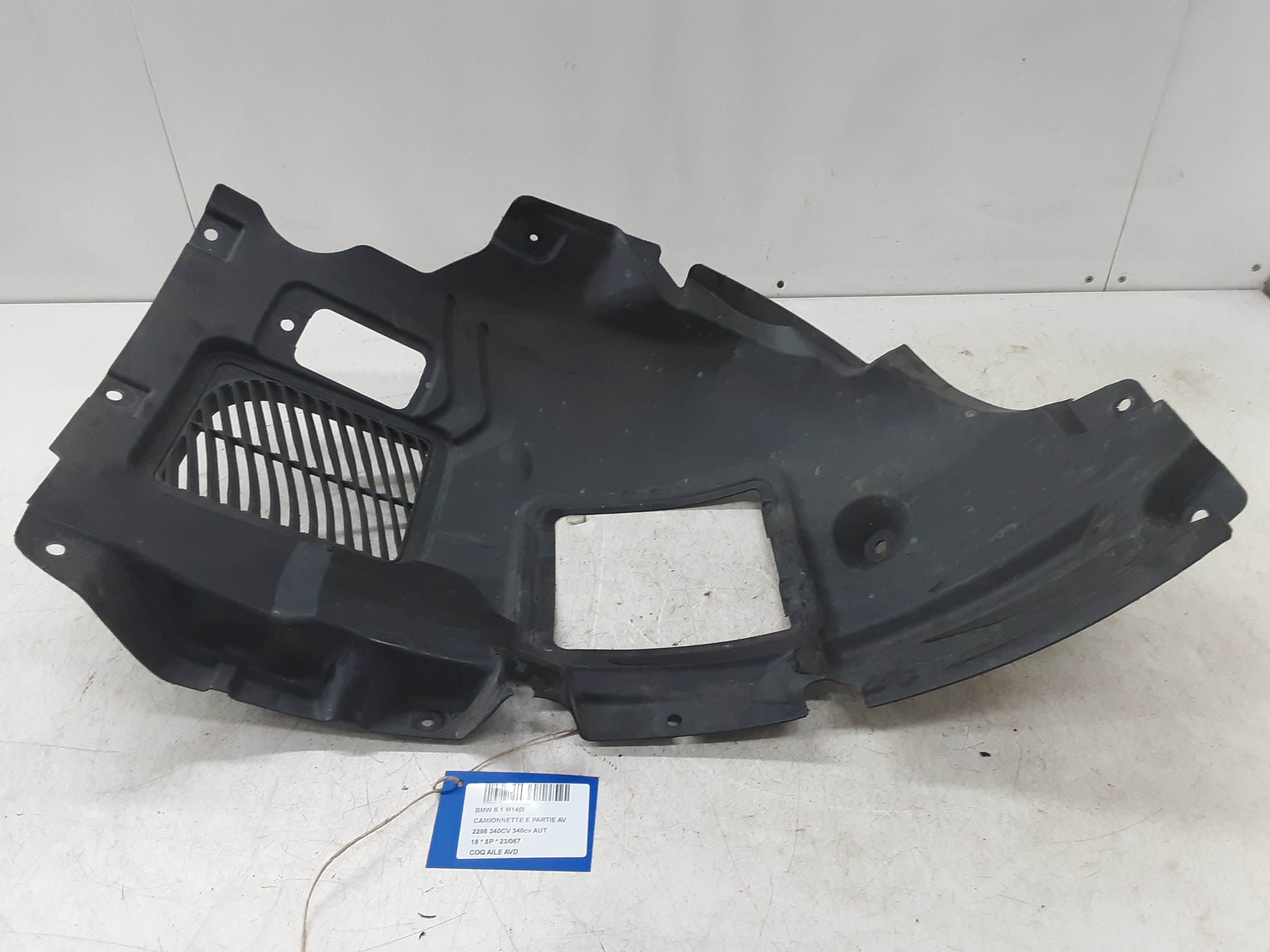 COQUILLE D&#039;AILE AVANT DROITE Bmw 1 F20/F21 3/15 - 19