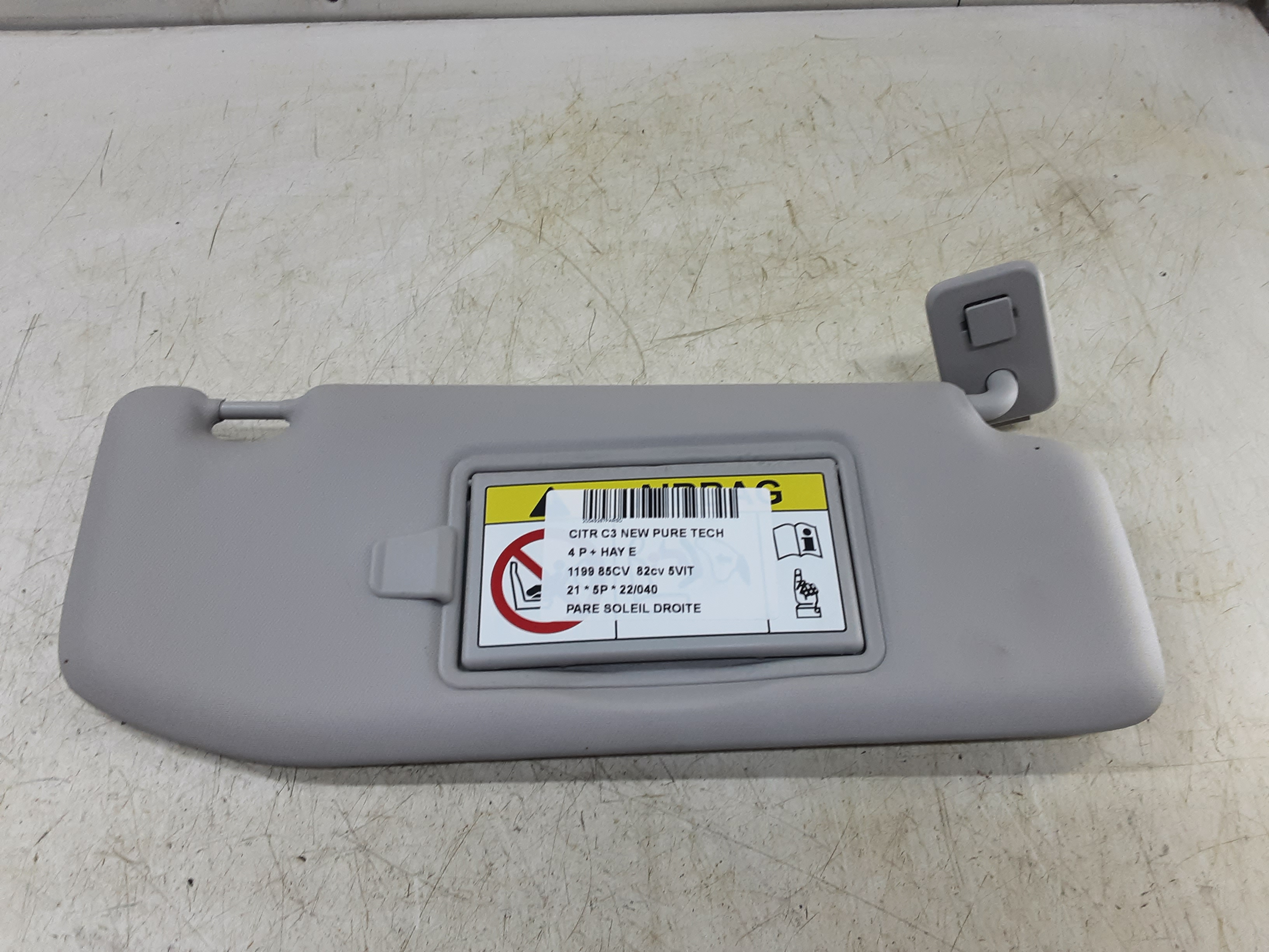 ZONNEKLEP RECHTS Citroen C3 (III) 10/16-9/20