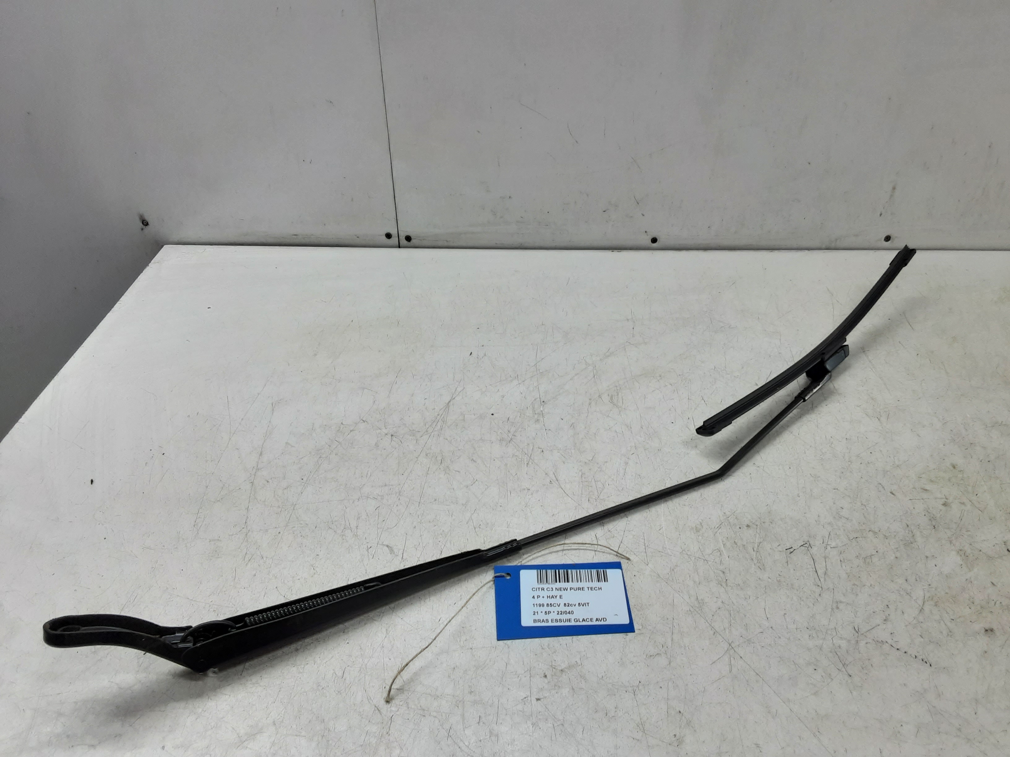 RUITENWISSERARM RECHTS VOOR Citroen C3 (III) 10/16-9/20