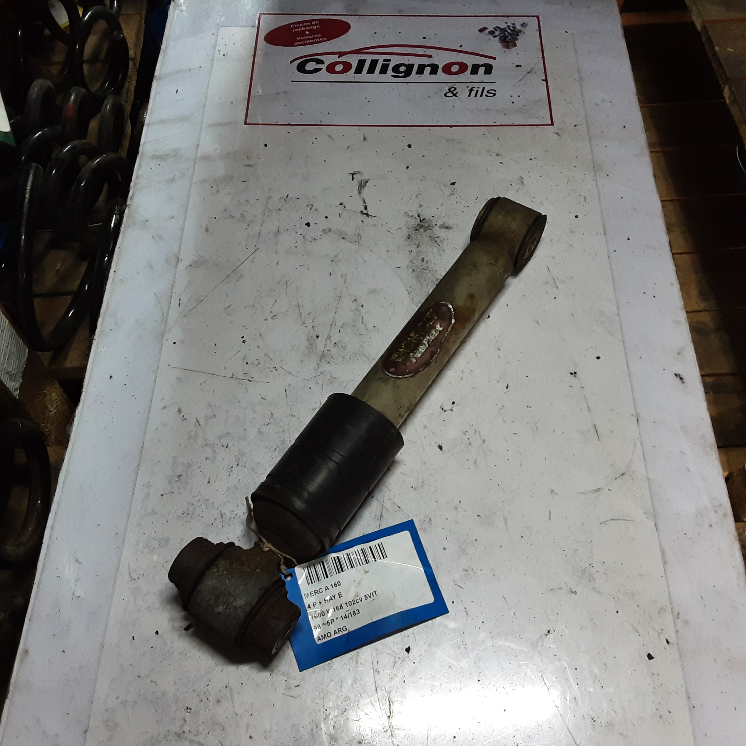 SCHOKBREKER ACHTER LINKS Mercedes-Benz A W168 97 - 04
