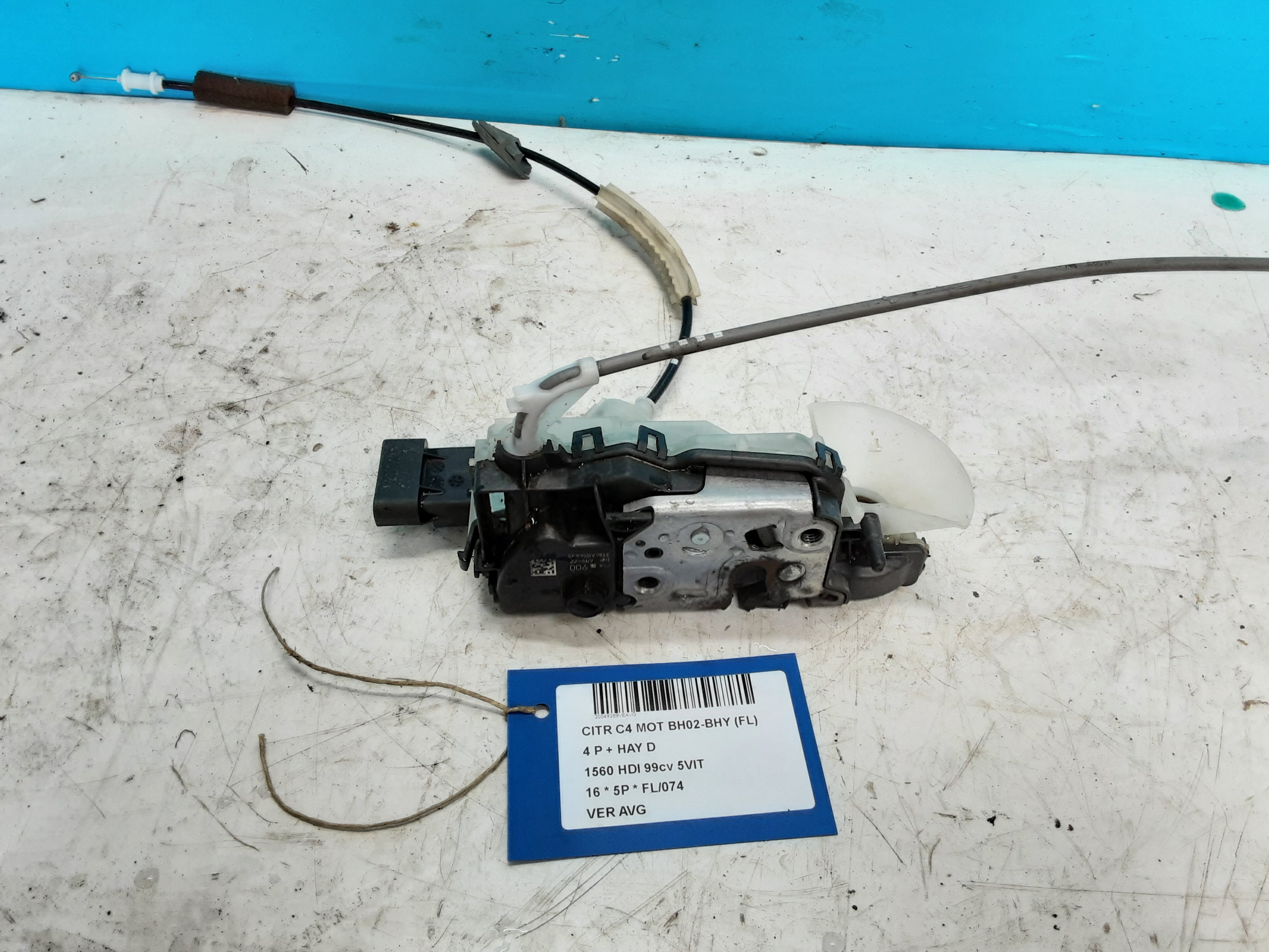 VERGRENDELING VOOR LINKS Citroen C4 CACTUS 9/14 - 18