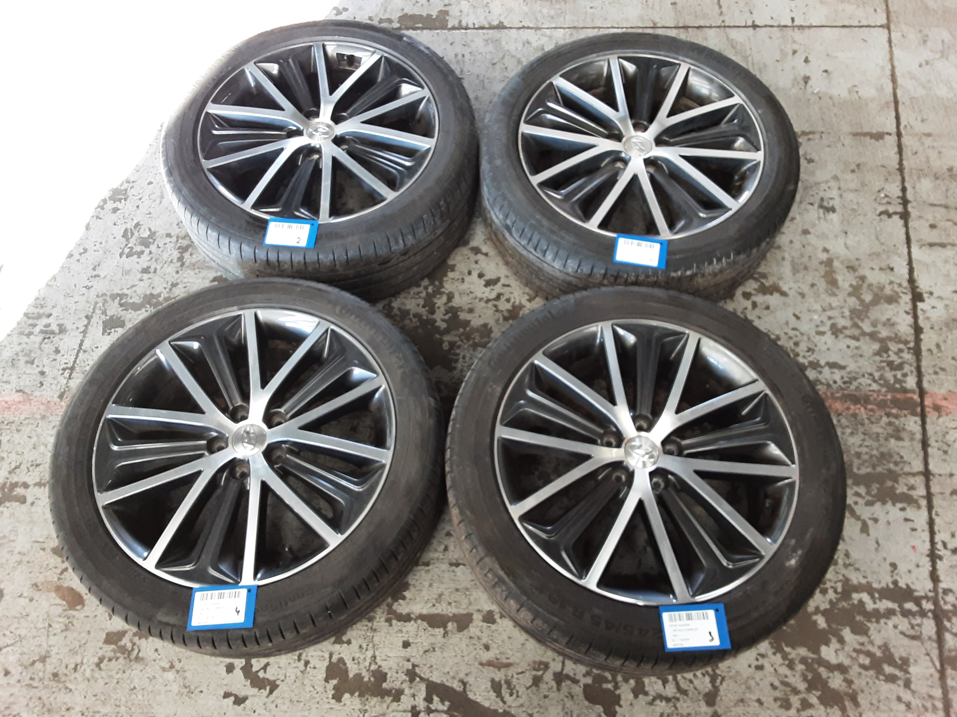 RIM Hyundai TUCSON (2) 09/15 - 09/18