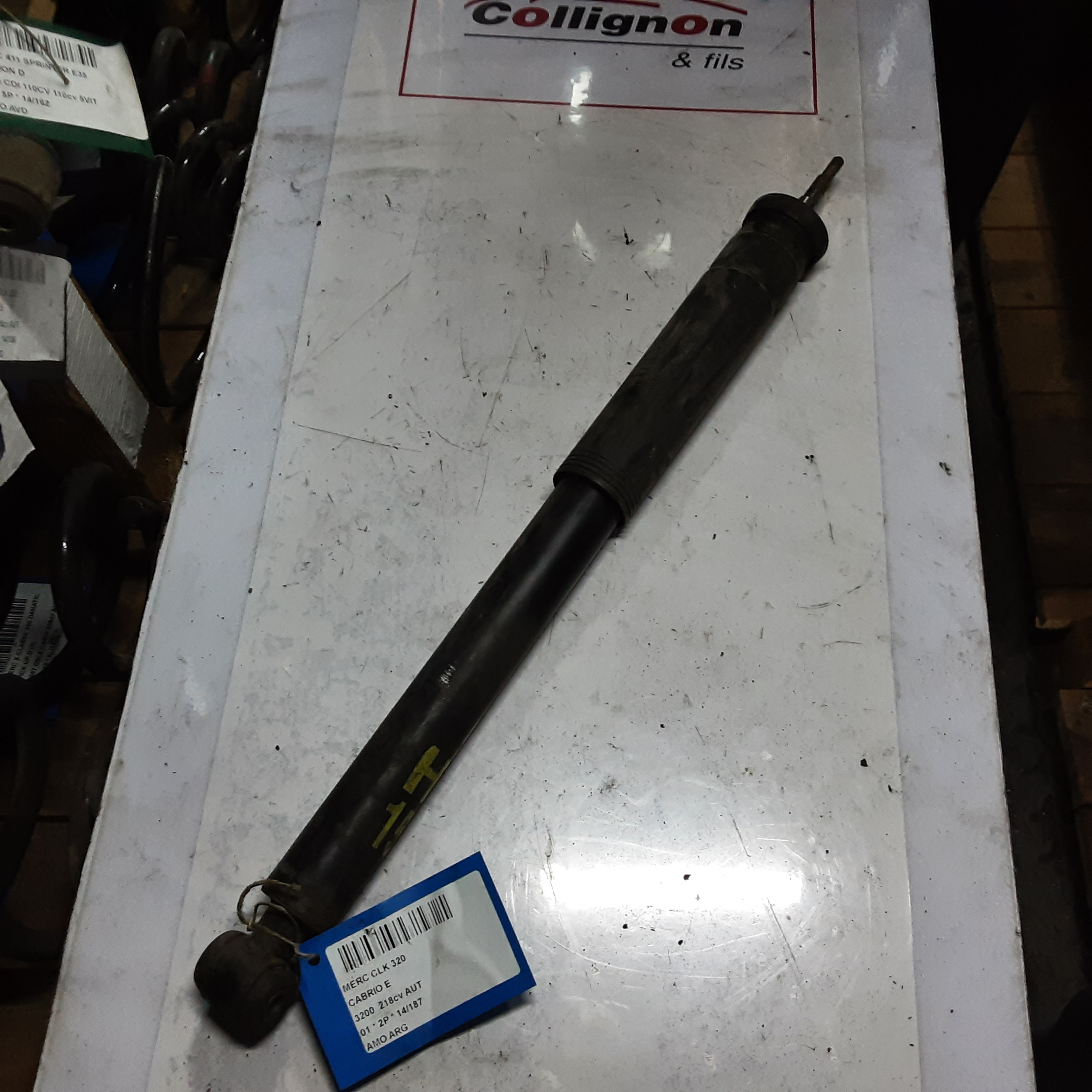 SCHOKBREKER ACHTER LINKS Mercedes-Benz CLK C208 97-  03