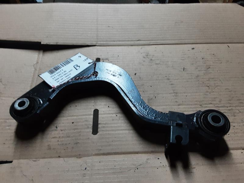 DRAAGARM ACHTER RECHTS Vw GOLF V 11/03 - 08