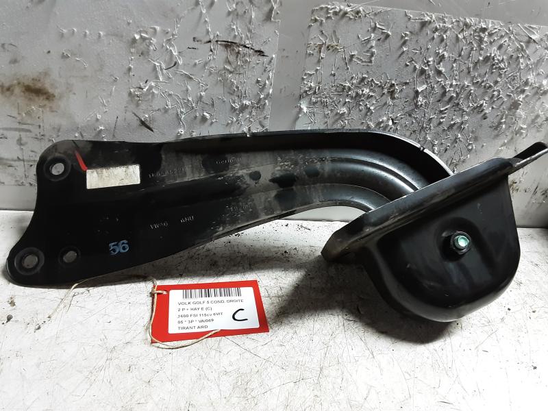 DRAAGARM ACHTER RECHTS Vw GOLF V 11/03 - 08
