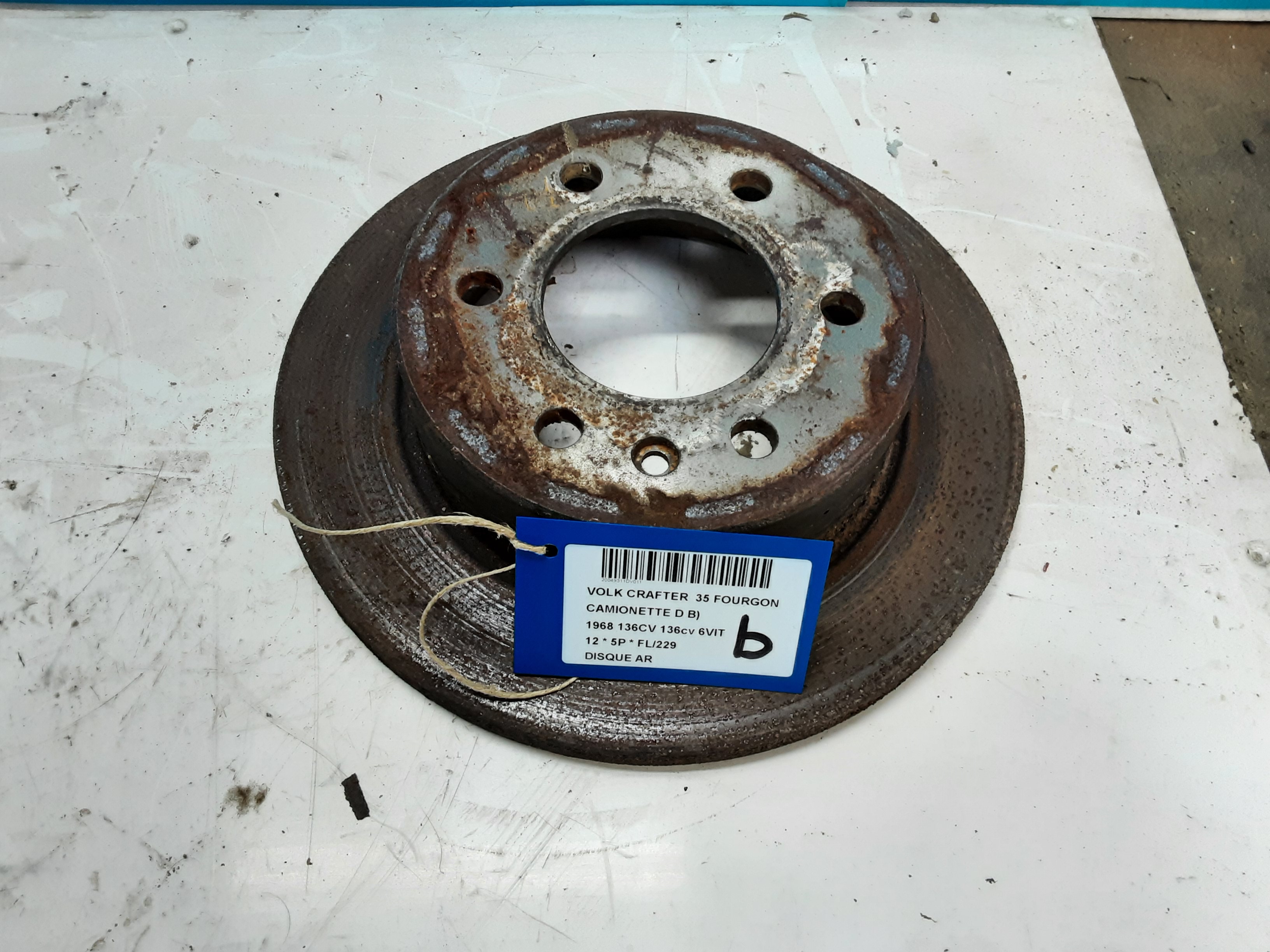 REMSCHIJF ACHTER Vw CRAFTER 06 - 17