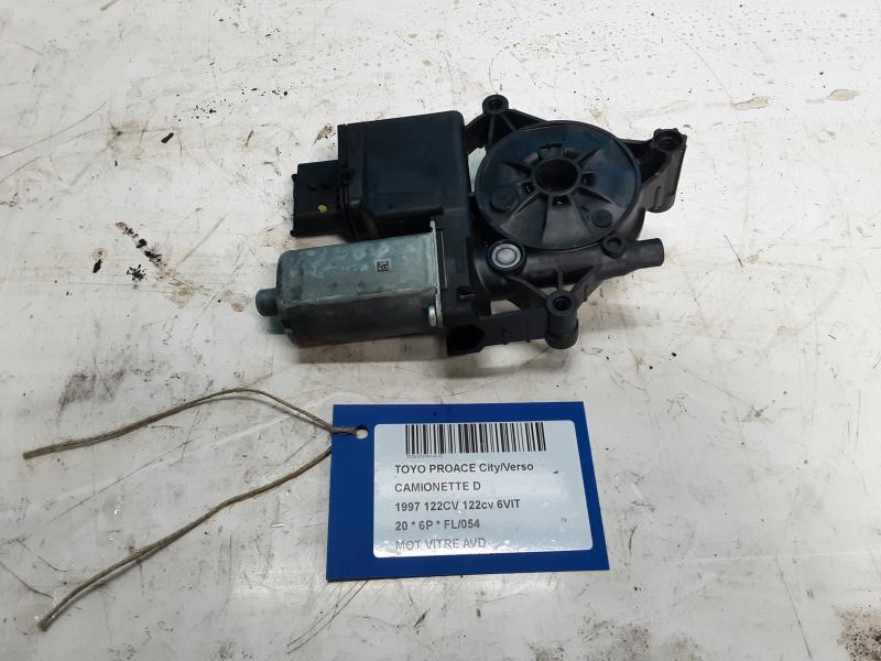 MOTEUR DE VITRE DE PORTE AVANT DROITE Toyota PROACE 16+