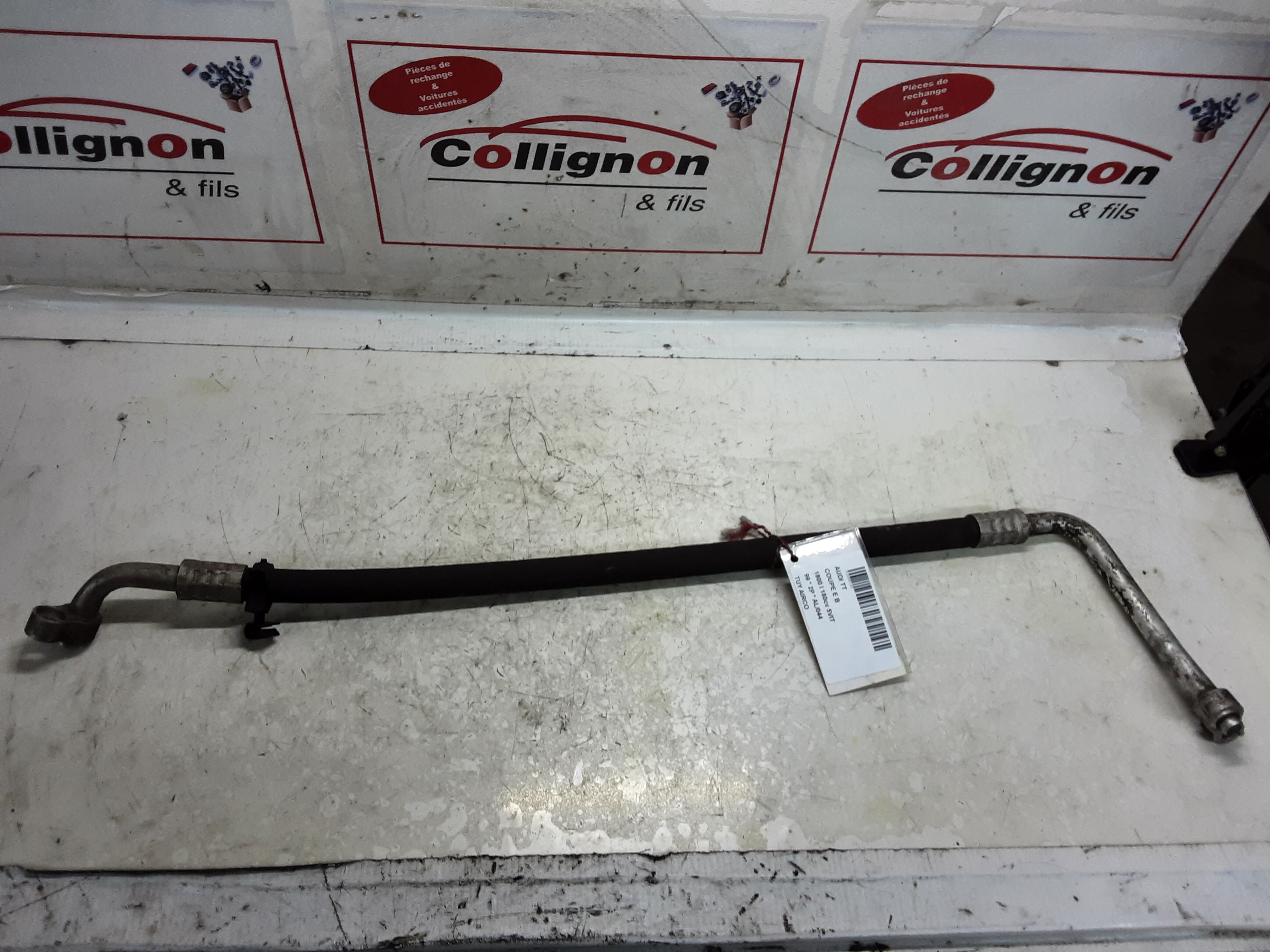 TUYAU D&#039;AIRCO Audi TT 10/98 - 06