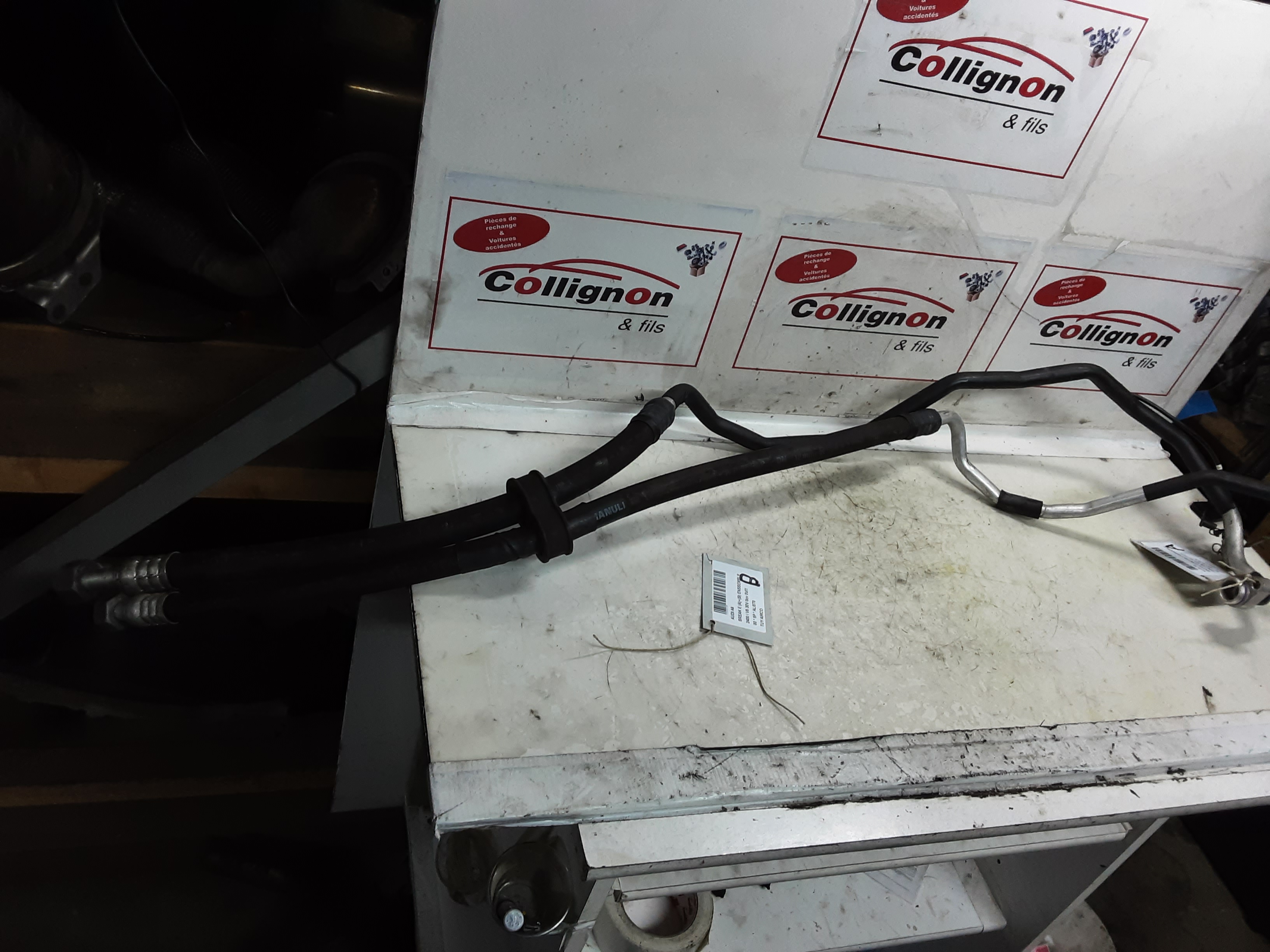 TUYAU D&#039;AIRCO Audi A6 5/97 - 5/04