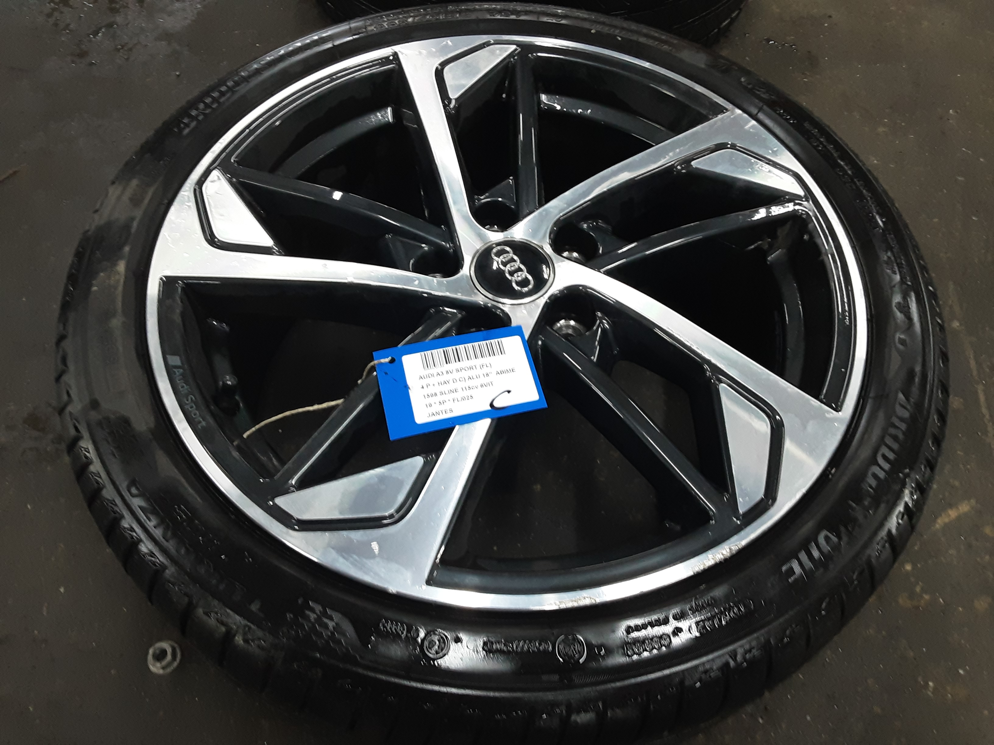 VELGEN Audi A3 3,5D 7/16 - 20