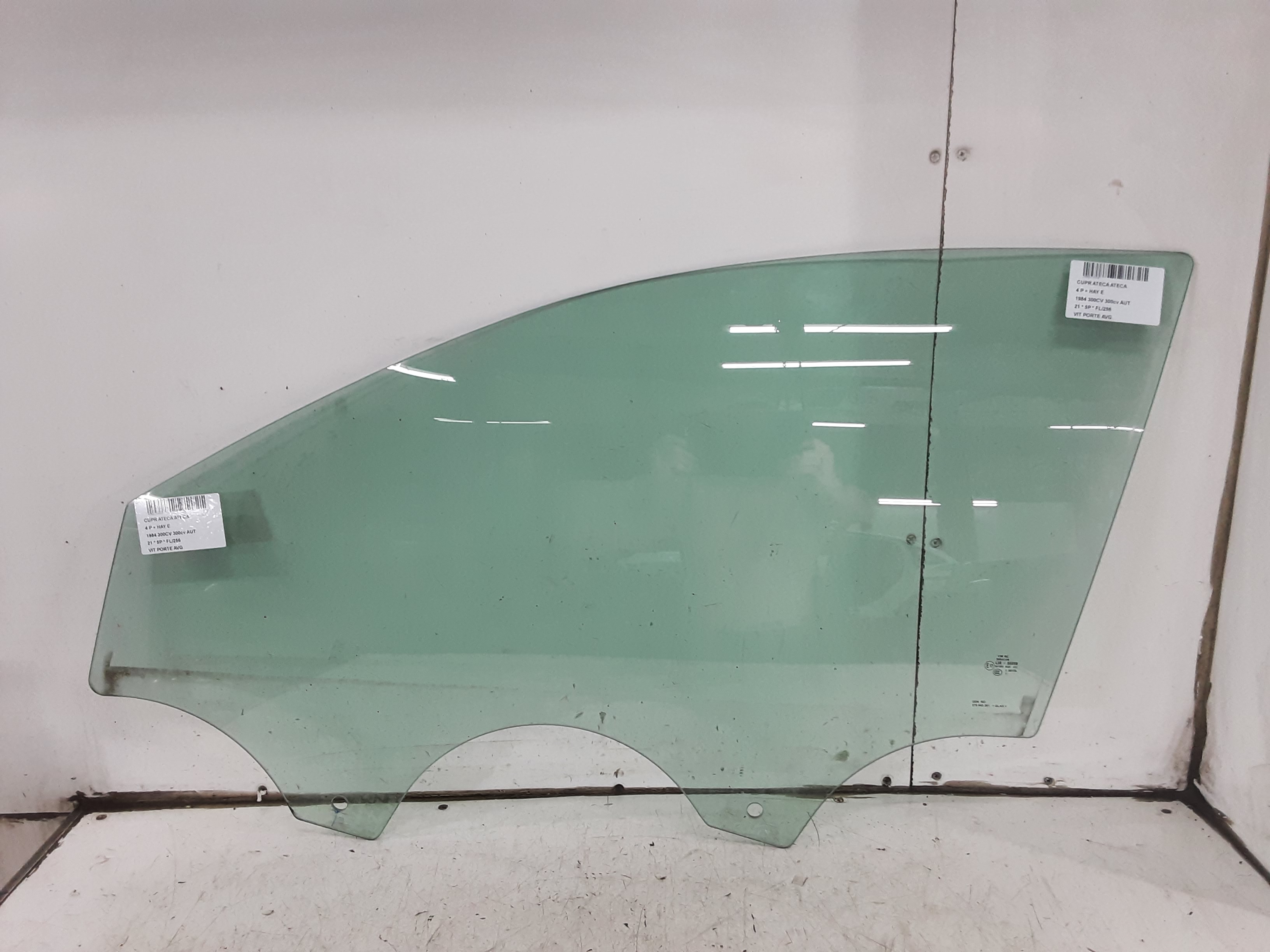 VITRE DE PORTE AVANT GAUCHE Cupra ATECA 9/18+
