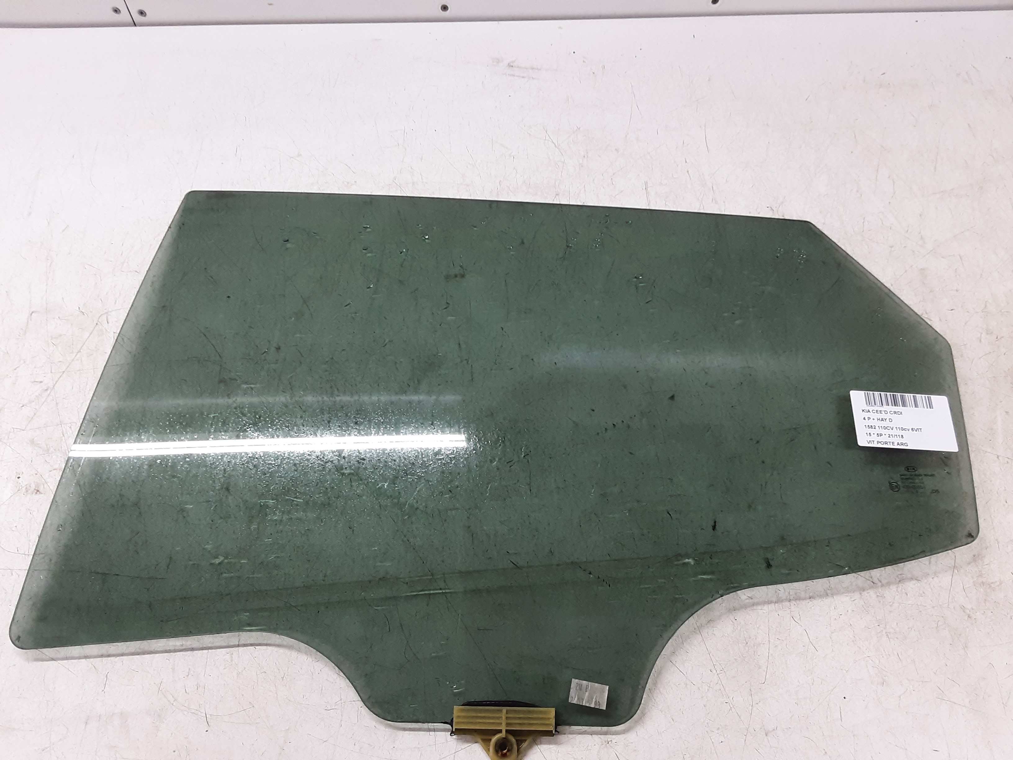 RUIT ACHTER LINKS Kia CEED 05/12 - 15