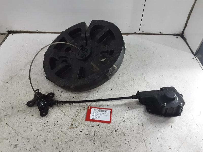 DIVERS Dacia DUSTER 1/18+