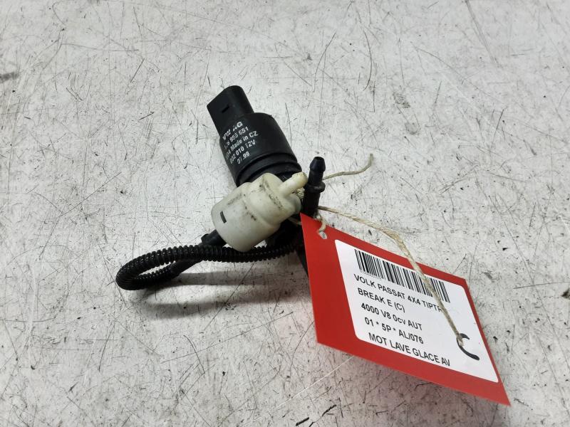 MOTOR RUITENWASSERS VOOR Vw PASSAT 10/00 - 02/05
