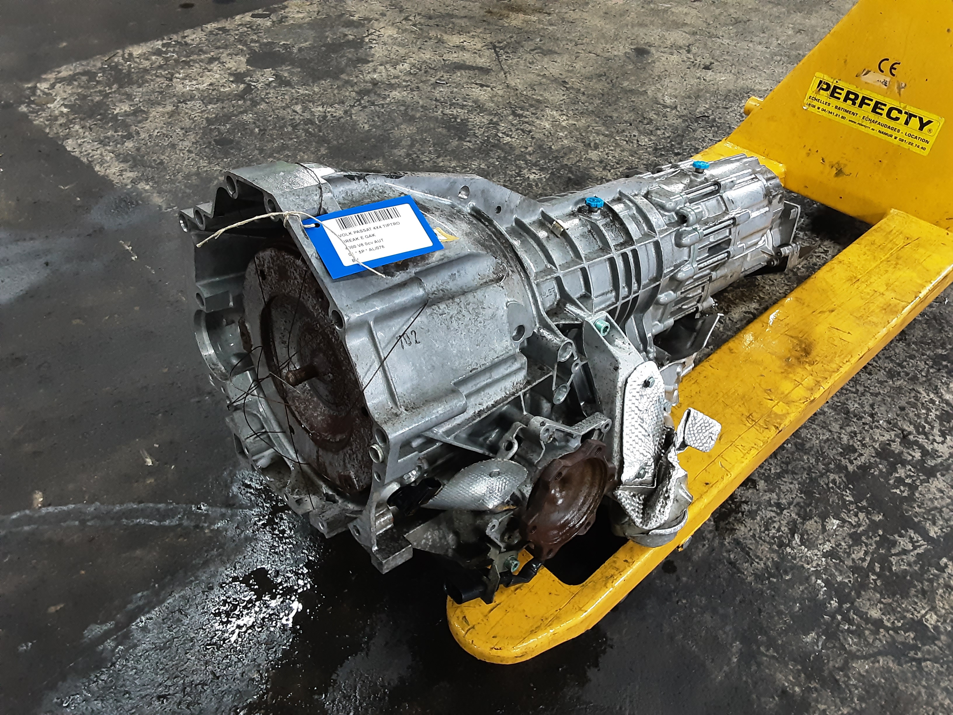 VERSNELLINGSBAK Vw PASSAT 10/00 - 02/05