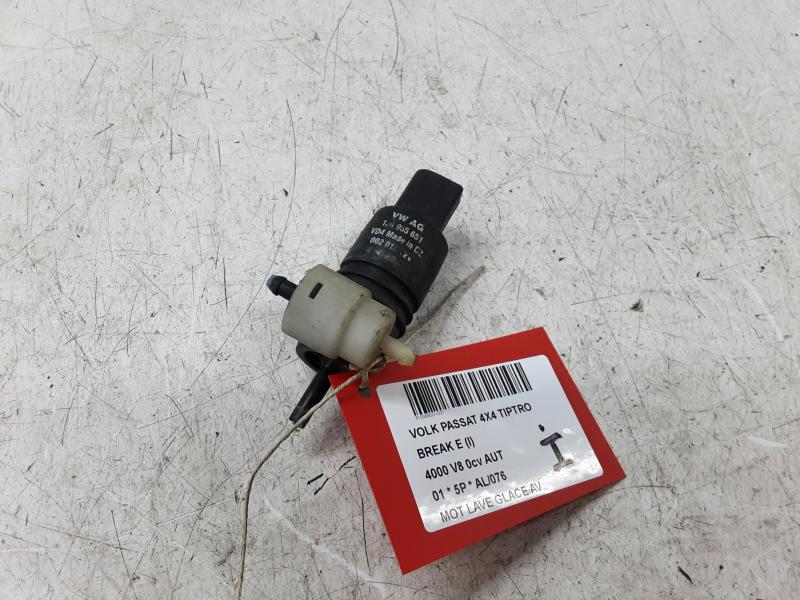 MOTOR RUITENWASSERS VOOR Vw PASSAT 10/00 - 02/05